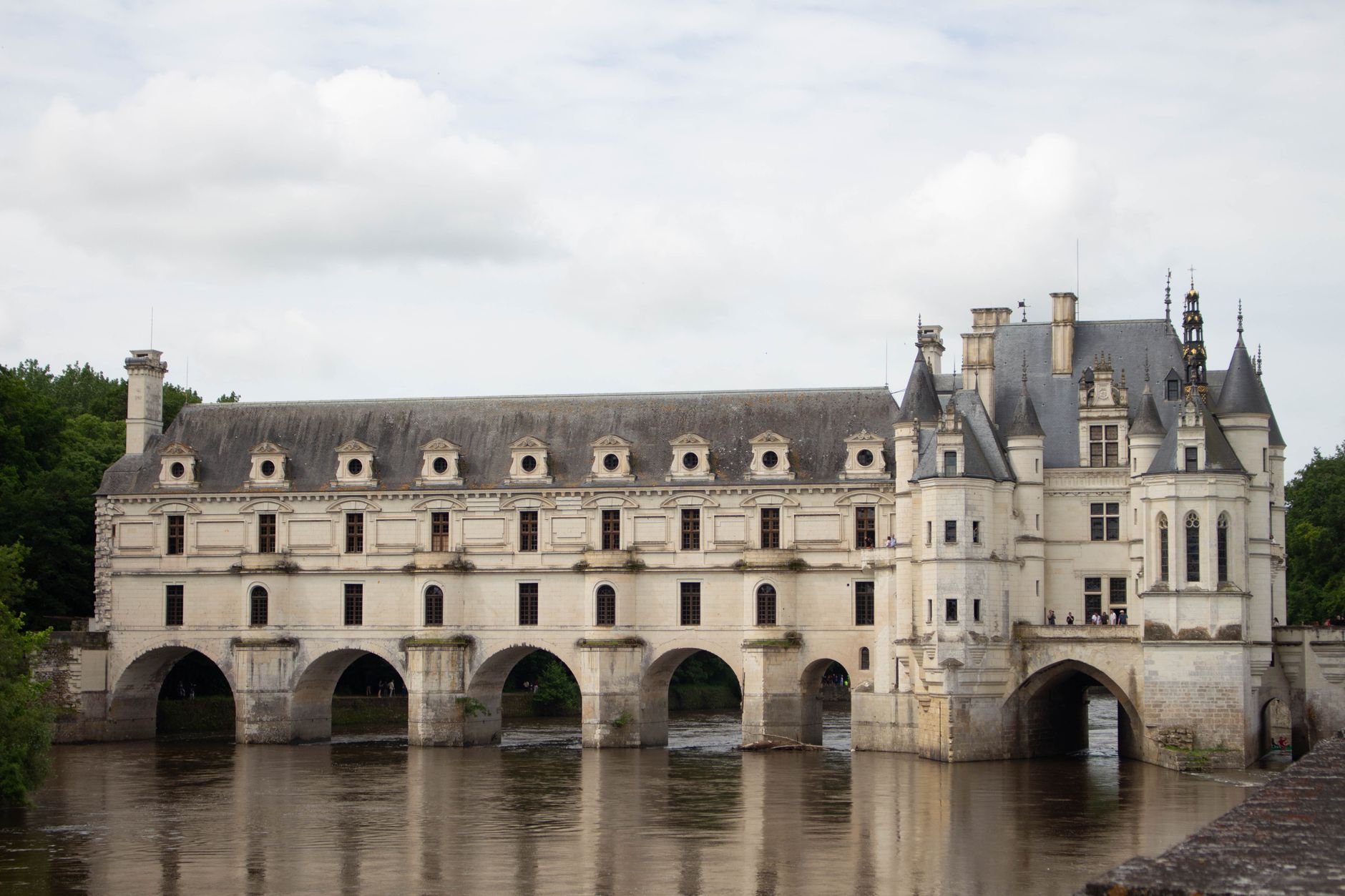 Paris & Loire Valley Explorer